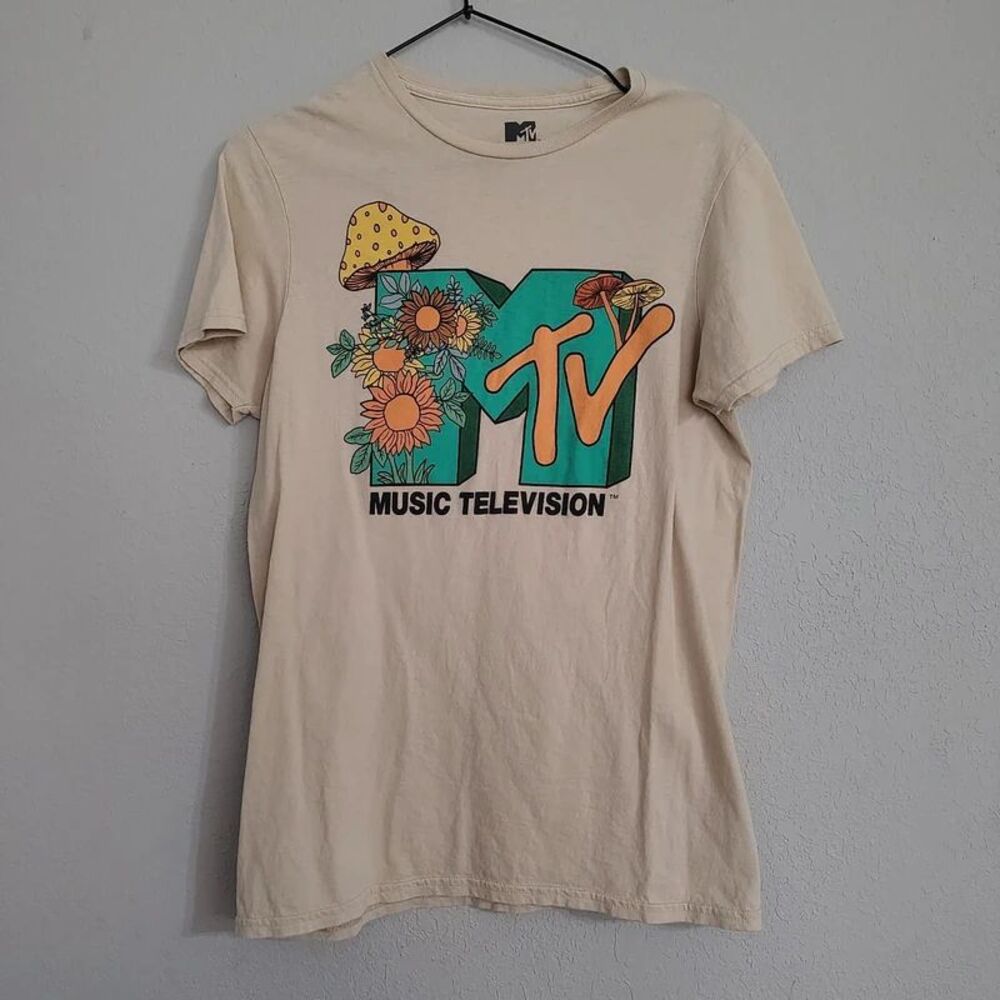 Mtv small adults shirt